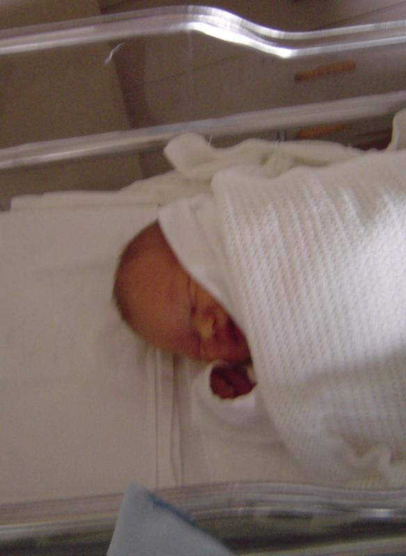 Baby/2003-10-11/luke_sleeping1.jpg
