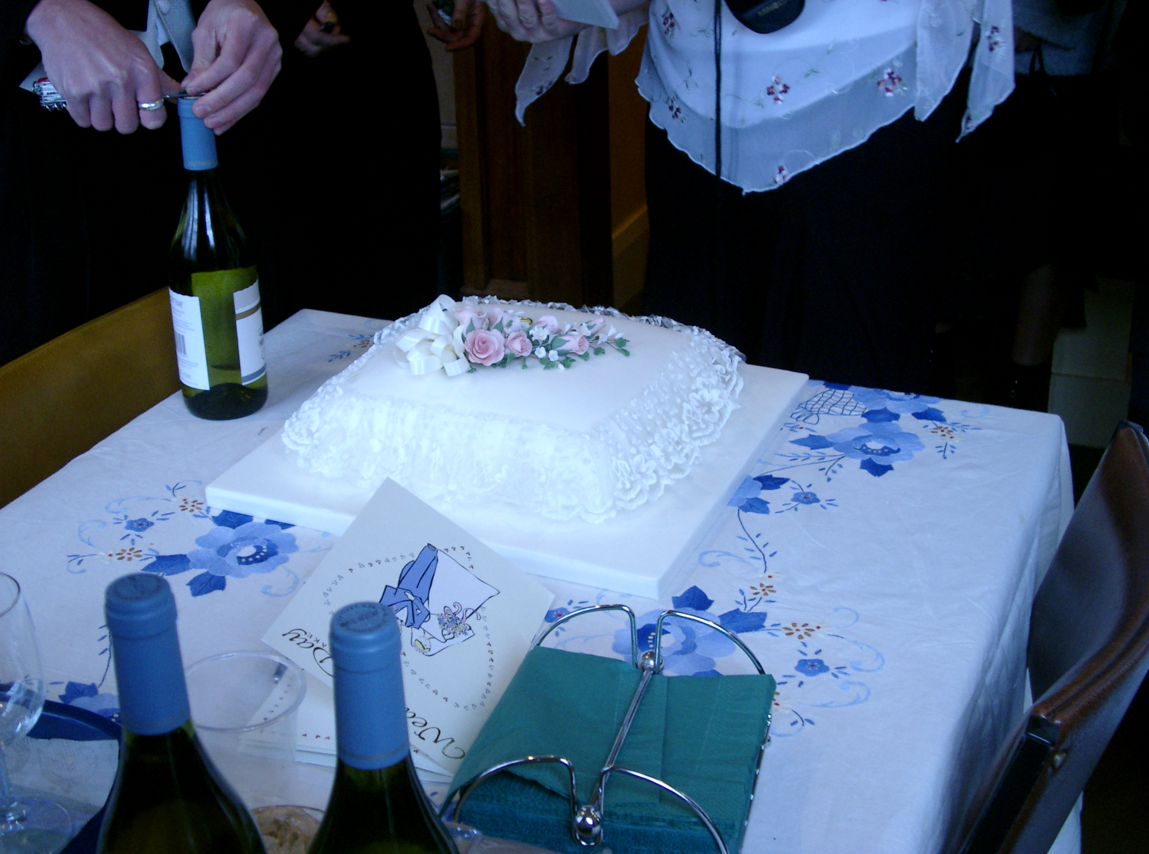 Wedding/sam/cake1.jpg