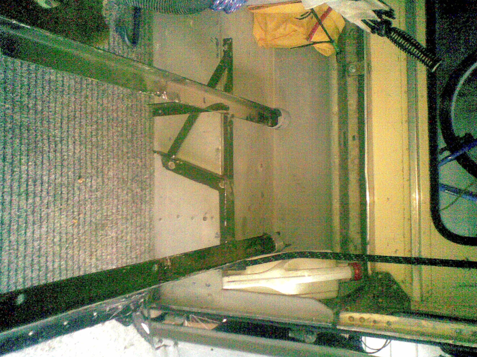 landrover/seatframe/20110315003.jpg
