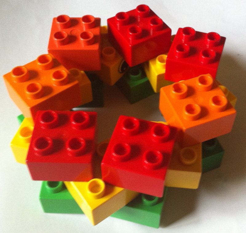 misc/Instructables-LEGO-circle1.jpg